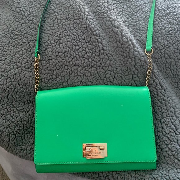 kate spade Handbags - Kate Spade Cross Body Bag